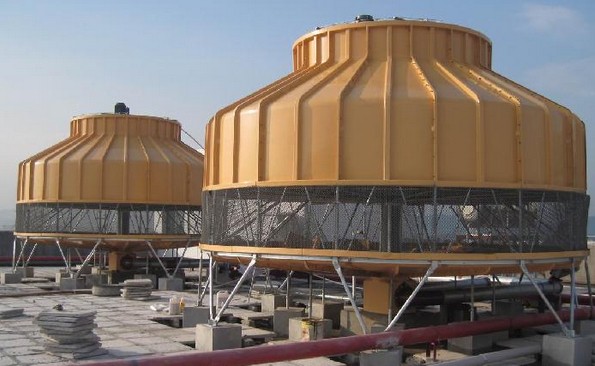 大型玻璃鋼冷(lěng)卻塔